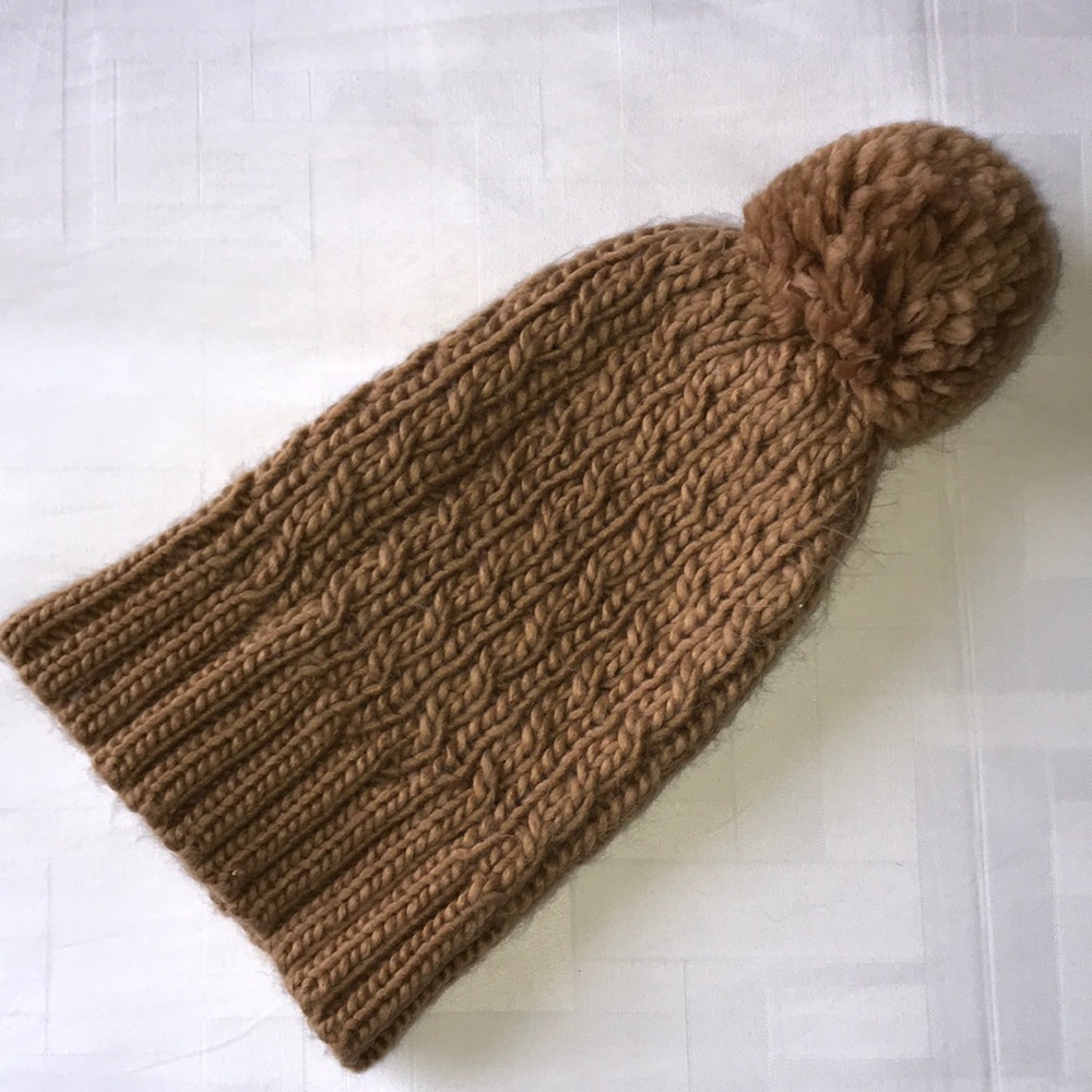 Pom Pom beanie